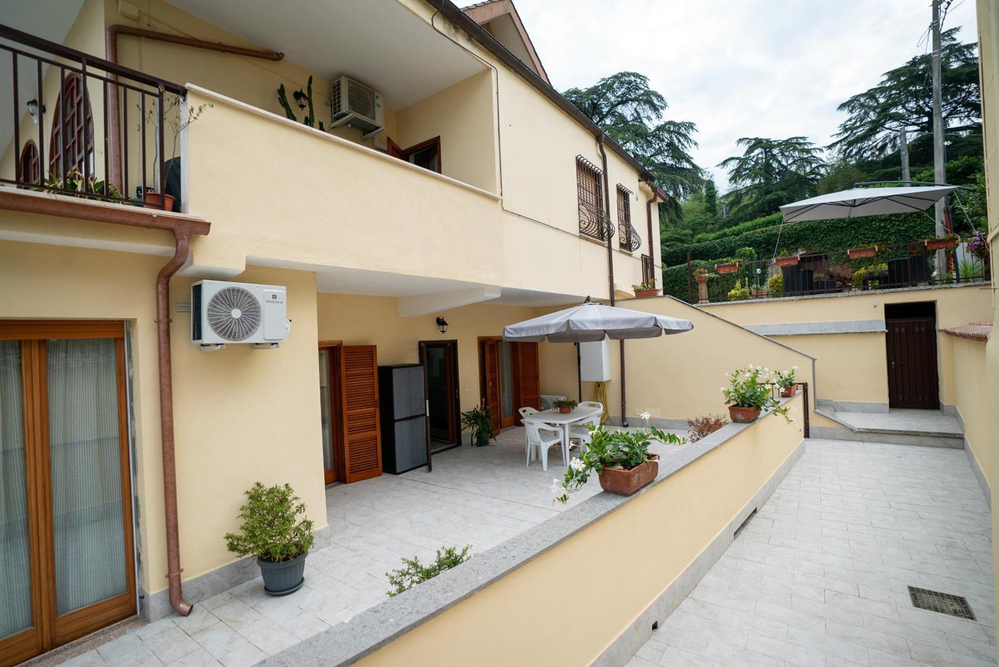 Bed and Breakfast La Dolce Sosta Campagnano Di Roma Exterior foto